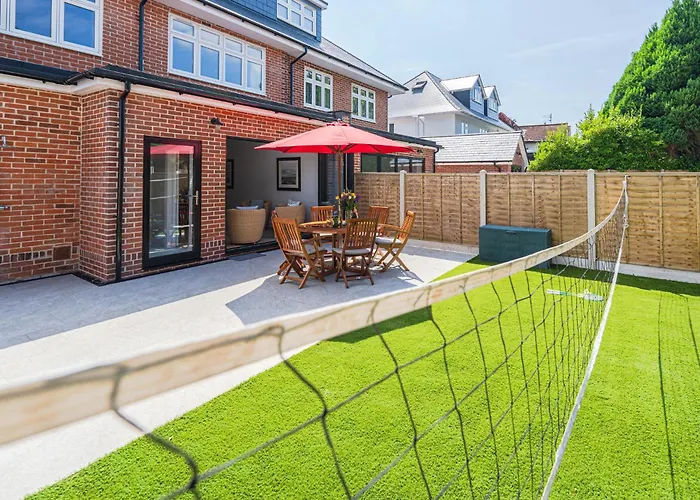 Highcroft House By Grandeur Property Bournemouth
